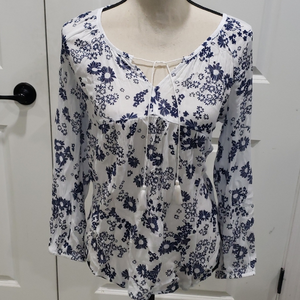 Floral peasant blouse